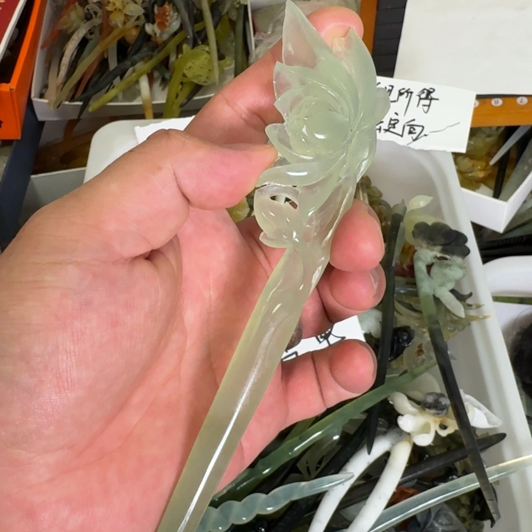 蛇纹石玉未镶嵌发饰