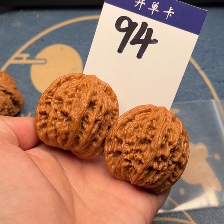 吊坠文玩核桃美****选虎头 44全品 94