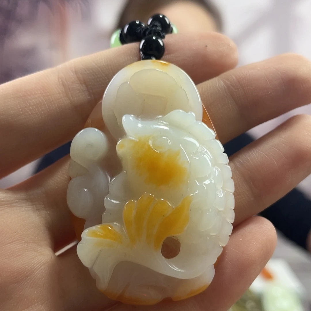 蛇纹石玉未镶嵌吊坠(赠链)