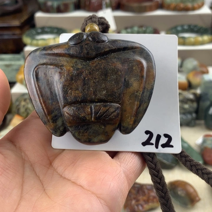 岫岩河磨玉（透闪石质玉）未镶嵌珠宝奇石