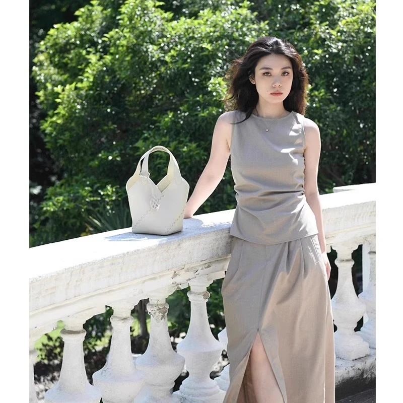 松弛感穿搭气质休闲套装女2025夏新款慵懒风褶皱上衣半身裙两件套