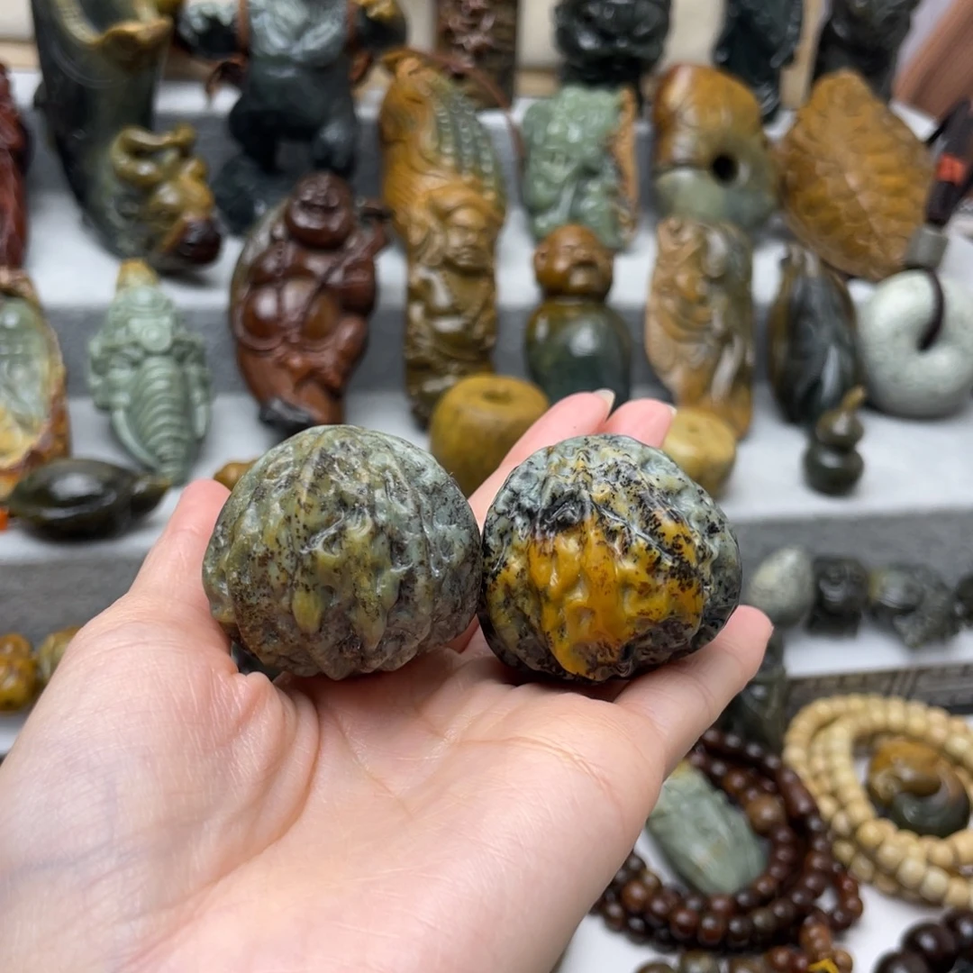 岫岩河磨玉（透闪石质玉）未镶嵌把件