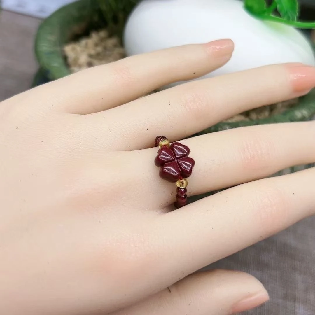 非金属树脂戒指 精美红色四叶戒指