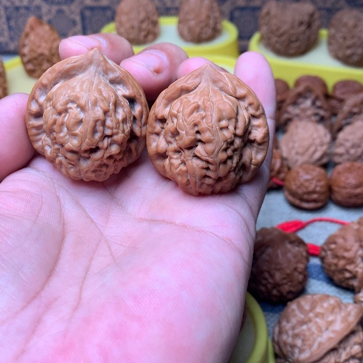 茶***闲吊坠桃核金字塔好看