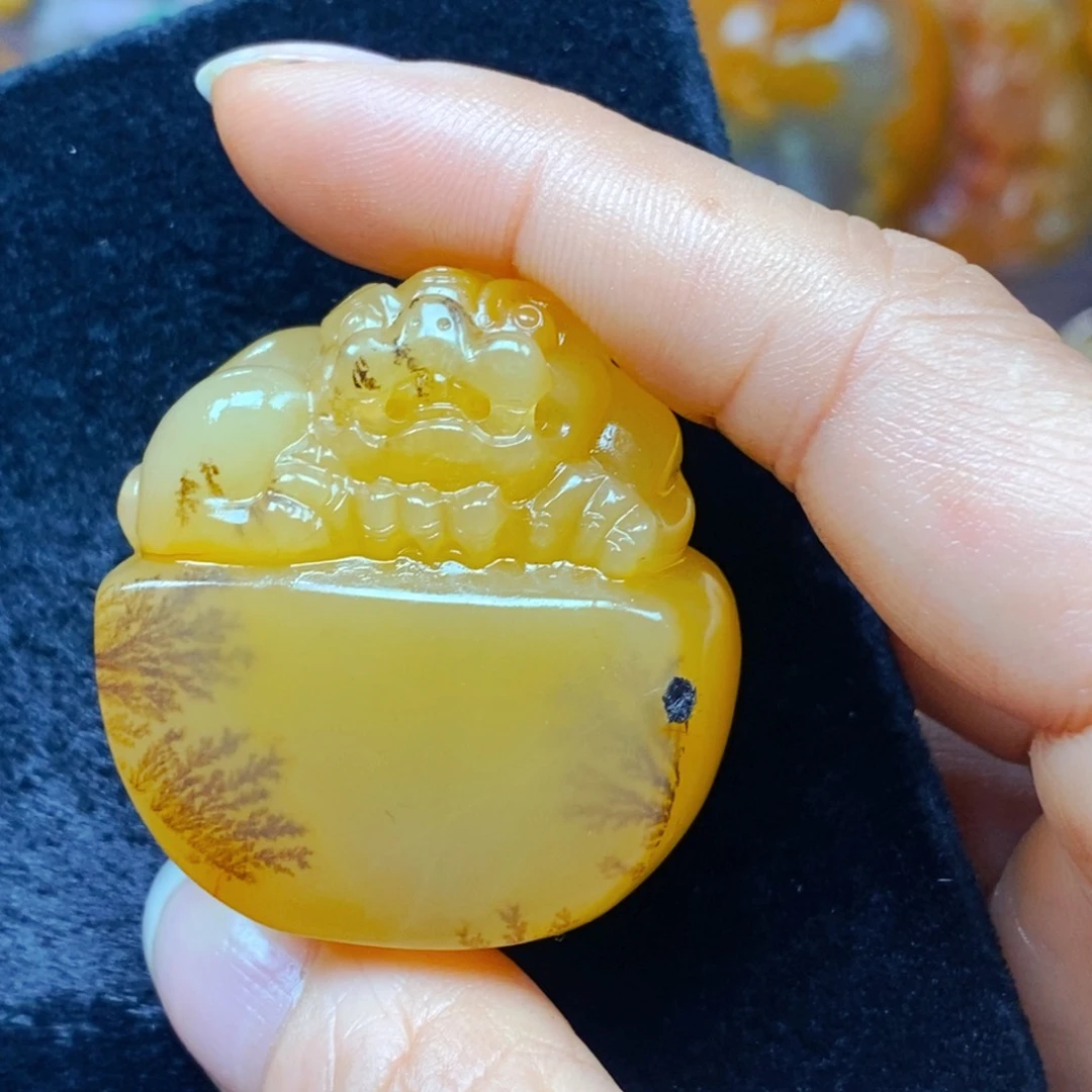 未镶嵌石英质玉（黄龙玉）吊坠(不含链)