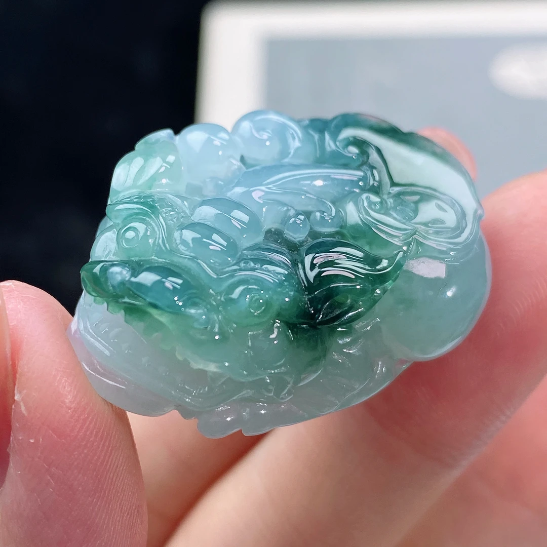 天然缅甸a货翡翠冰飘蓝花如意貔貅吊坠阴阳眼貔貅35-23-12.6mm