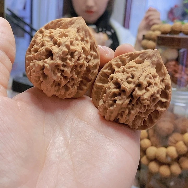 【闪购商品】文玩核桃把件44麒麟纹官帽