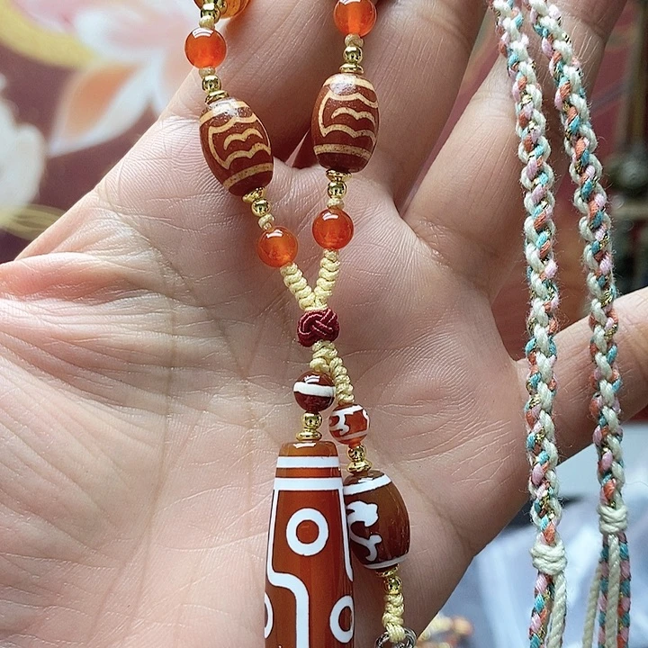 玛瑙/玉髓颈饰合金