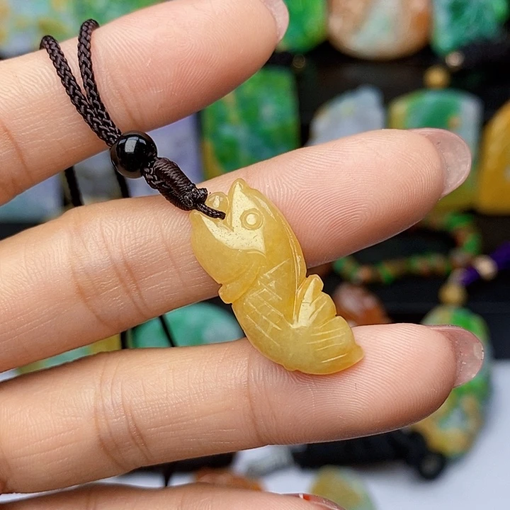 翡翠未镶嵌颈饰翡翠A货一物一证