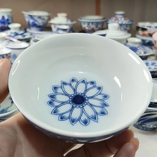 景德镇陶瓷普尔杯