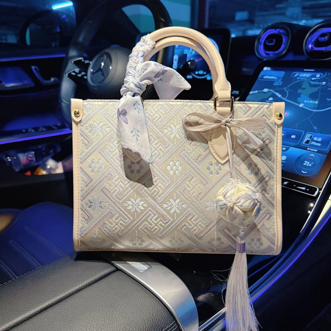 广西非遗壮锦手提篮大容量新品包包斜跨包轻奢百搭民族风