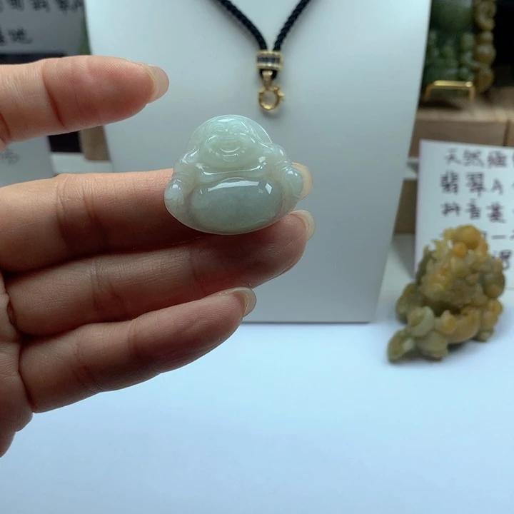 颈饰未镶嵌翡翠佛公