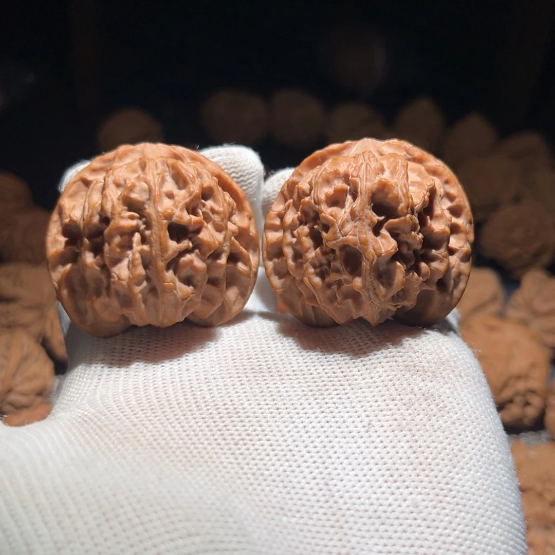 核桃43球体毕业苹果园