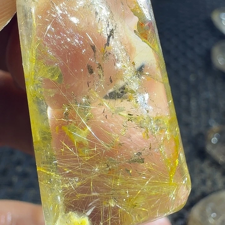 春***象发晶颈饰未镶嵌我