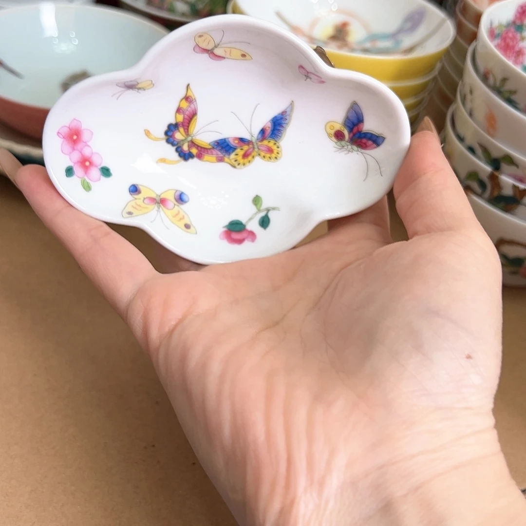 瑕疵瑕疵明显陶瓷