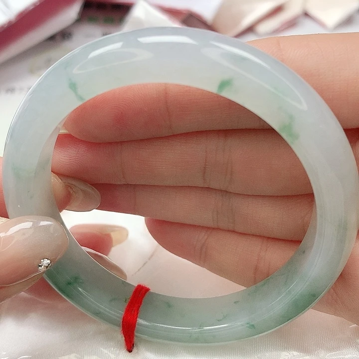 翡翠手镯未镶嵌缅甸天然A货翡翠