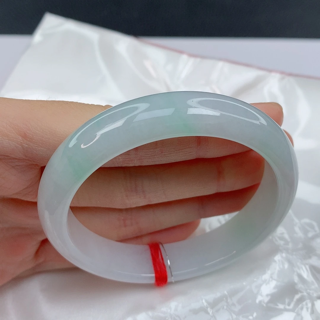 翡翠手镯未镶嵌55.7正圈清新