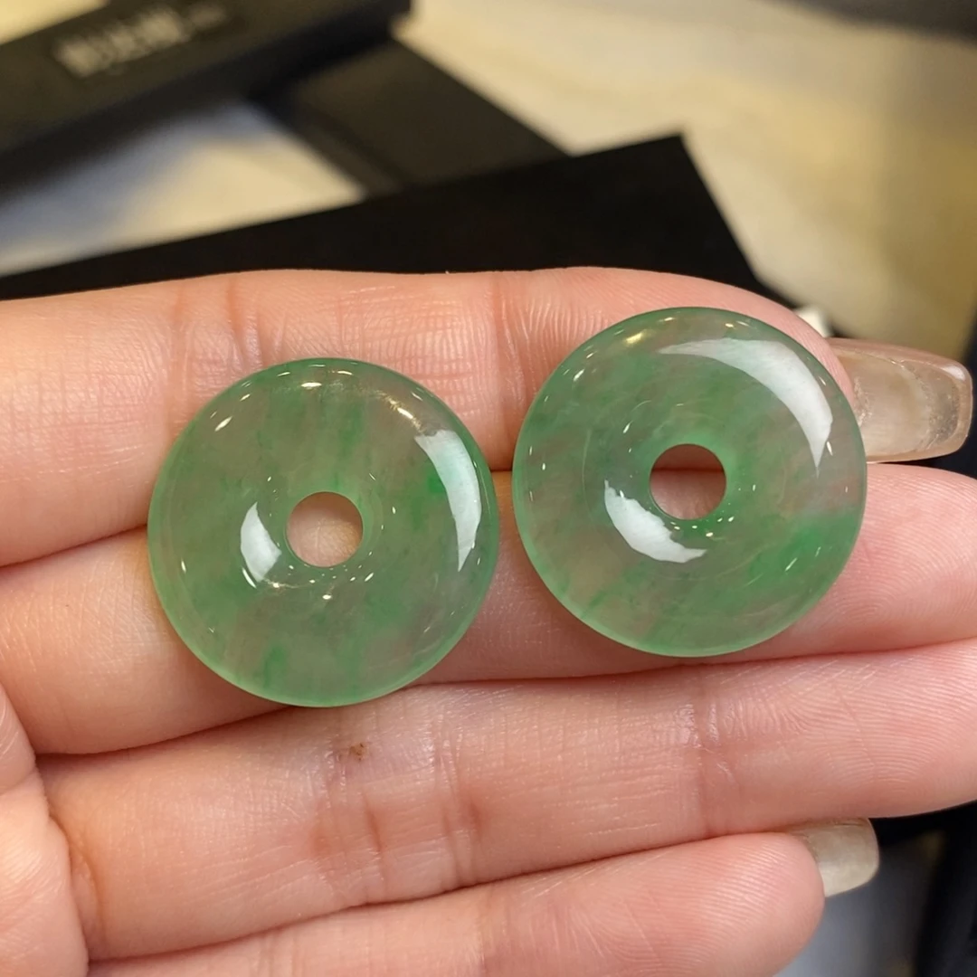翡翠耳饰未镶嵌甜甜圈