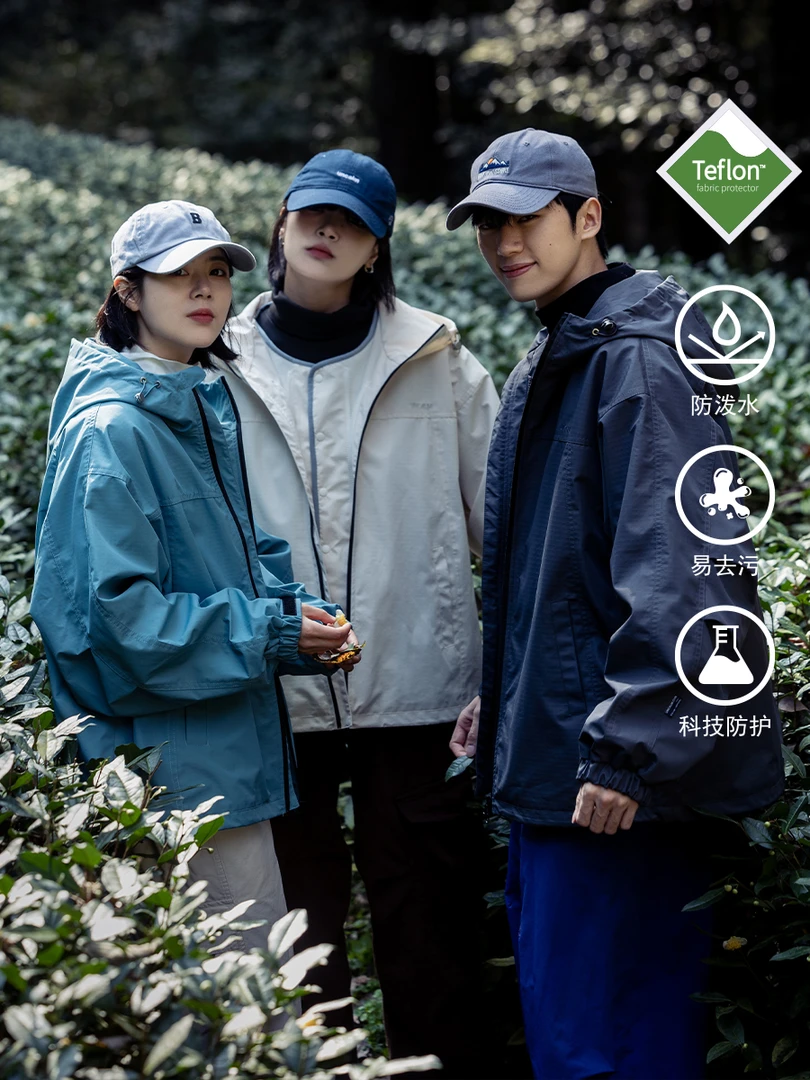 易燃空间户外连帽冲锋衣女三合一秋冬teflon三防夹克摇粒绒外套