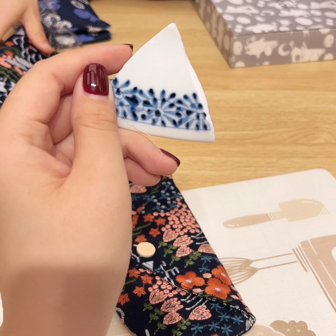 瓷片啊啊@@972632