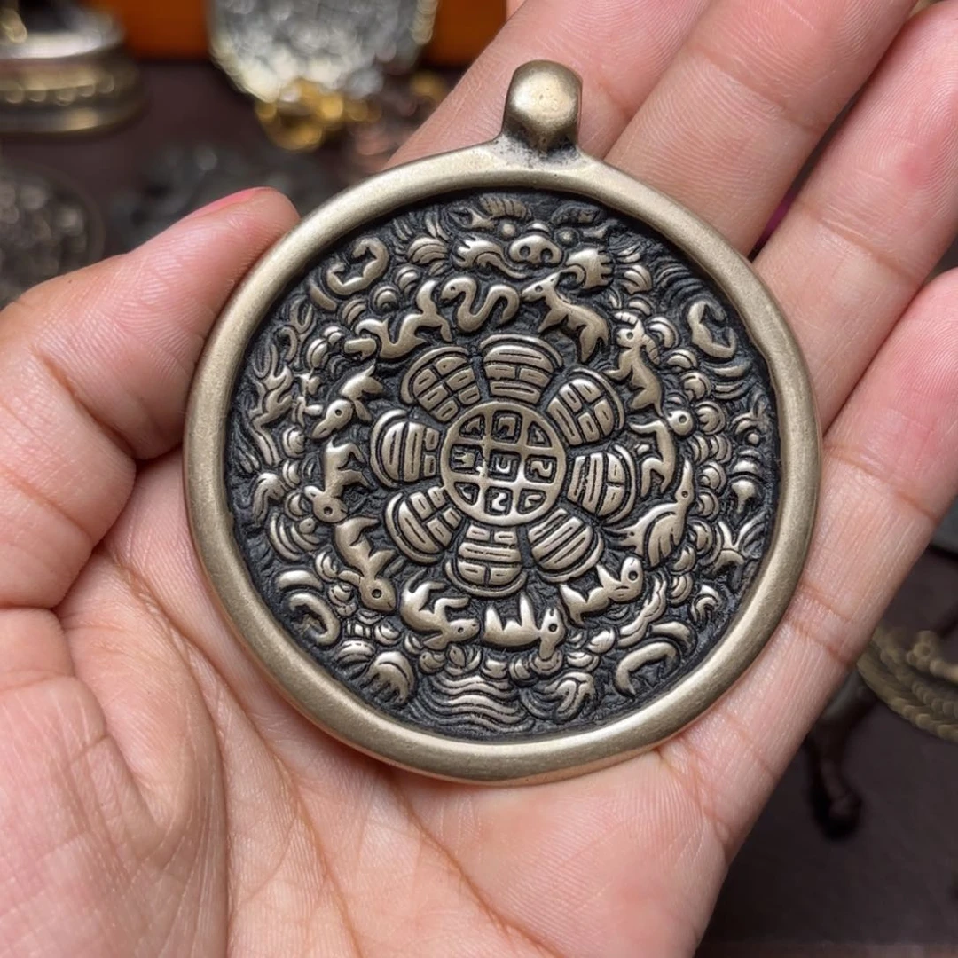 铜星月菩提吊坠项链