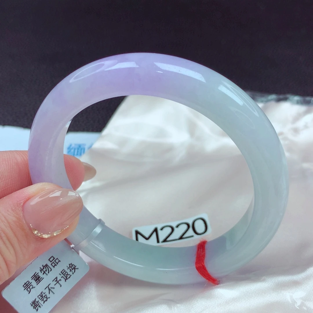 翡翠手镯未镶嵌手镯88