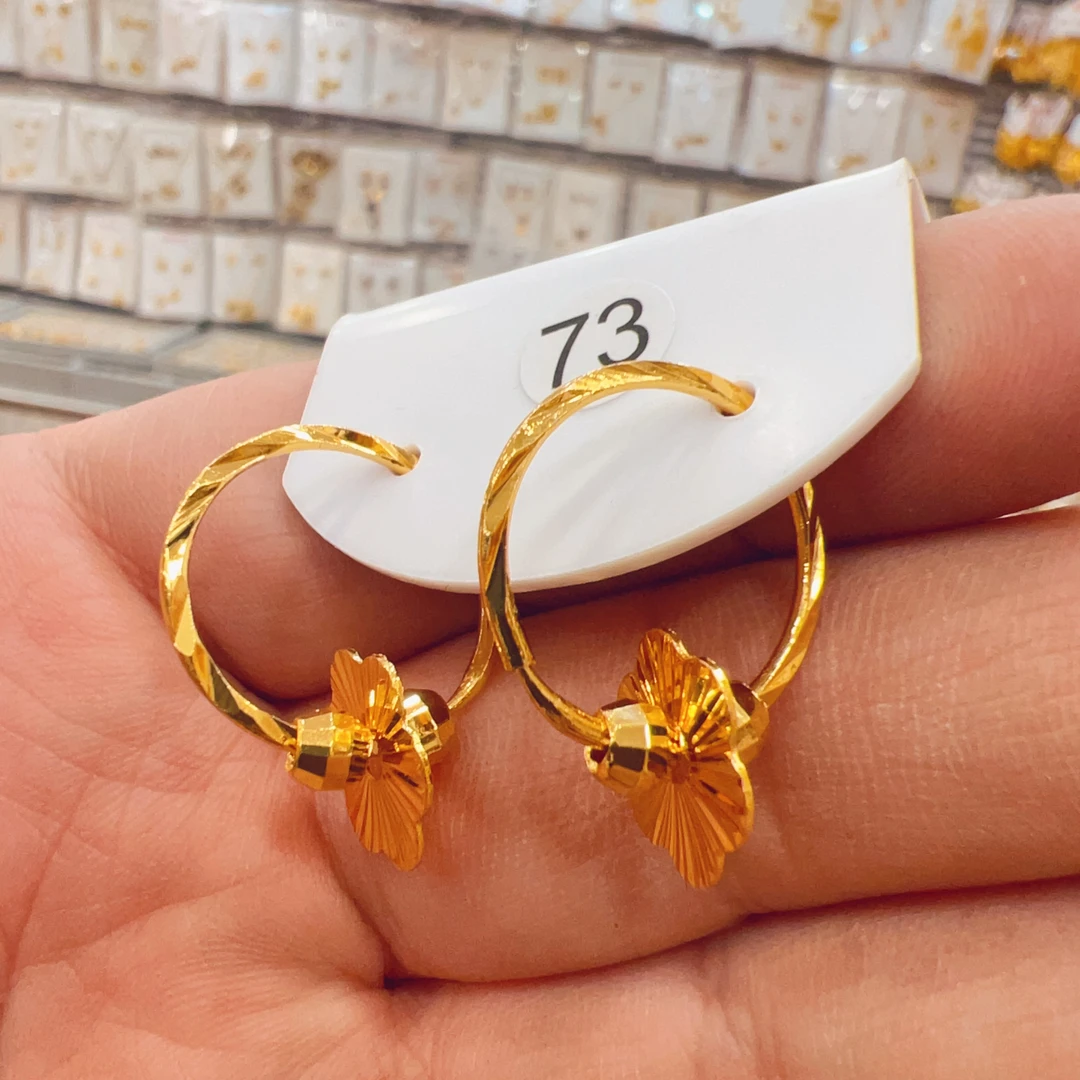 铜合金耳饰 e073 新款时尚休闲百搭车花梅花片耳环