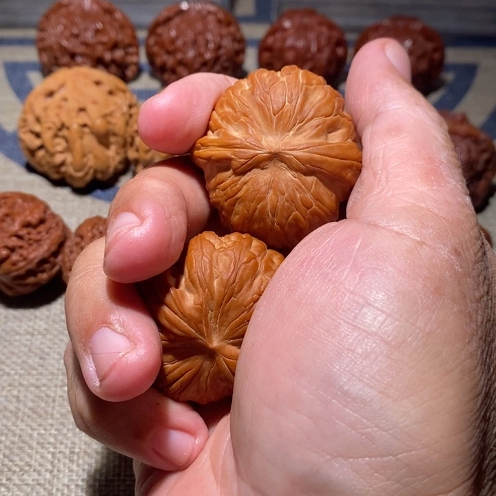 午***风文玩核桃吊坠核桃