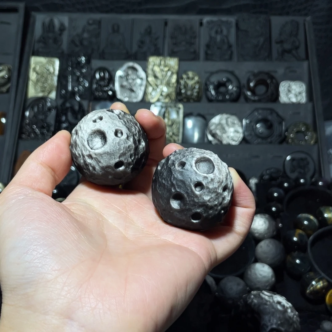 y***o黑曜岩未镶嵌珠宝奇石