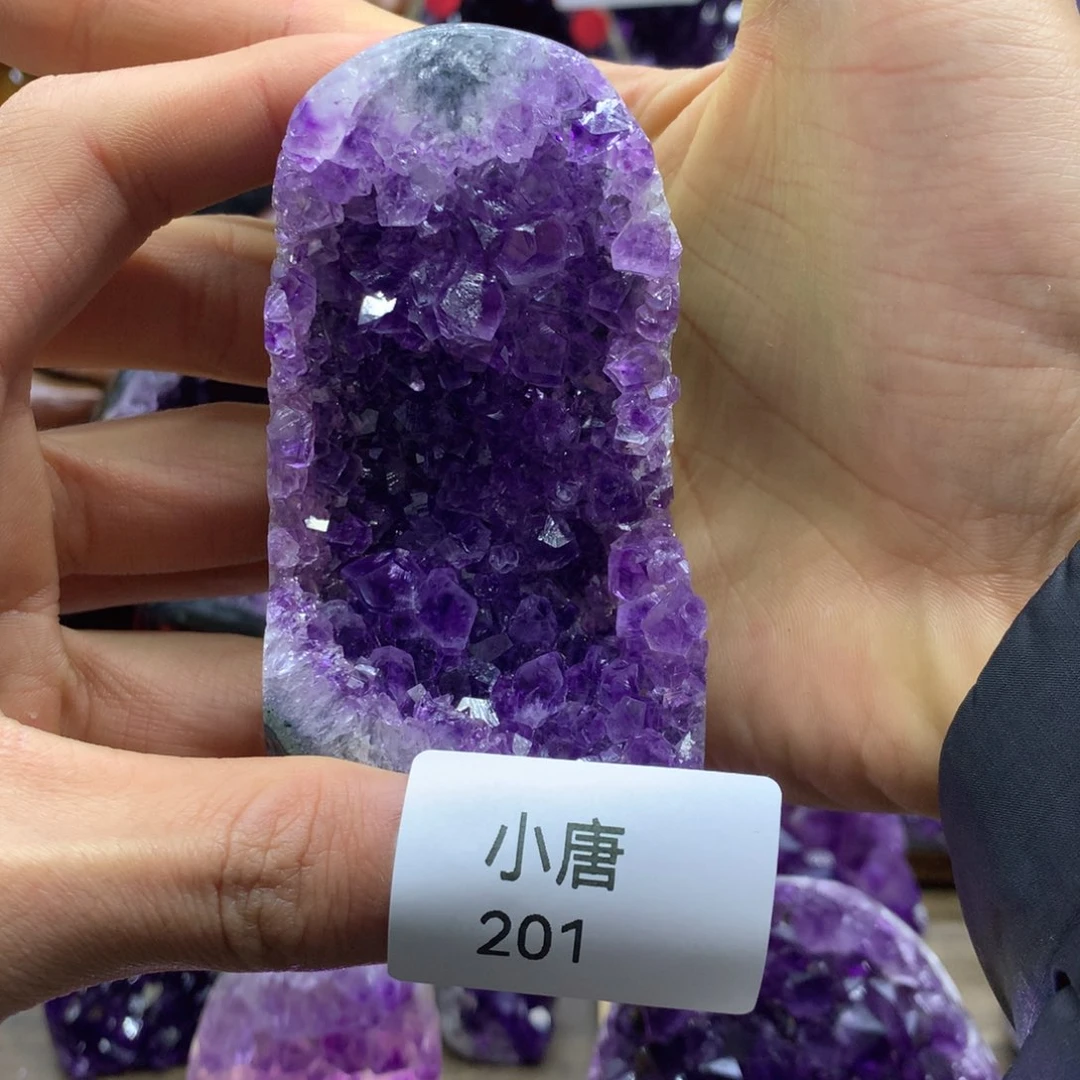 紫晶大型摆件（非配饰）未镶嵌