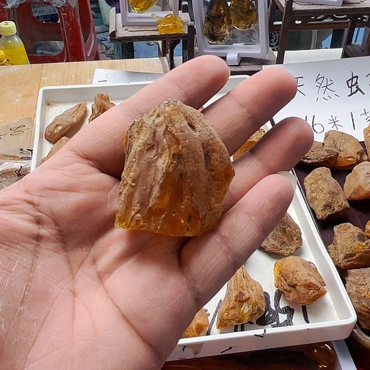 定制琥珀b****h天然琥珀虫珀
