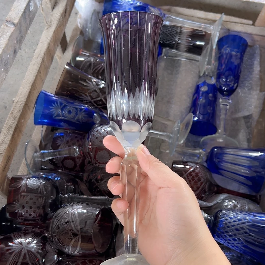 水晶玻璃平底款微瑕一个