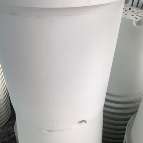 树脂7加奶白无托3个微瑕