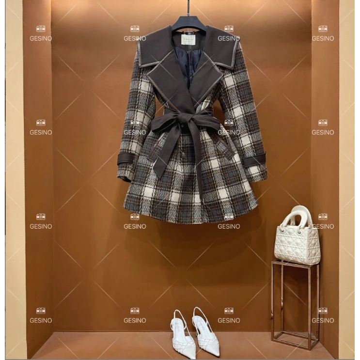 【甜心】秋冬气质小香风时尚设计师中长款羽绒服 QD-2024985