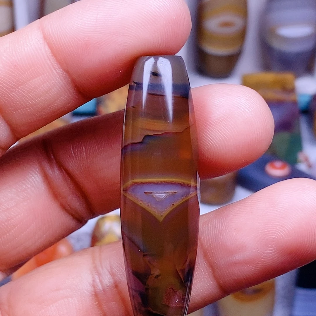 未镶嵌玛瑙/玉髓珠宝奇石嘴***扬