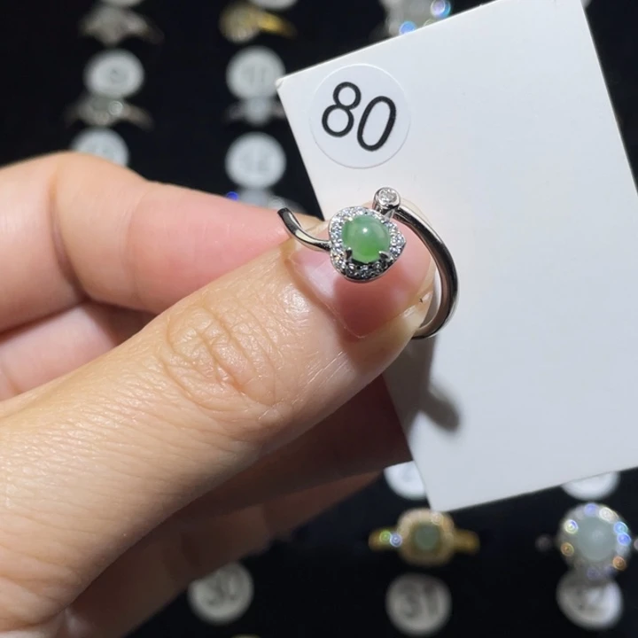 翡翠未镶嵌戒指戒指