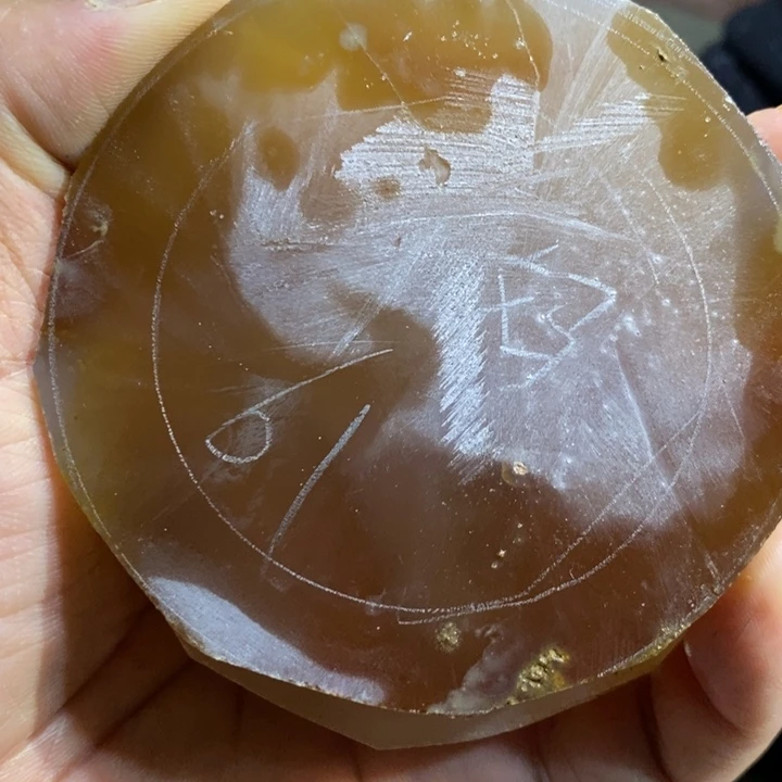 定制玛瑙馨****介定制玛瑙手镯