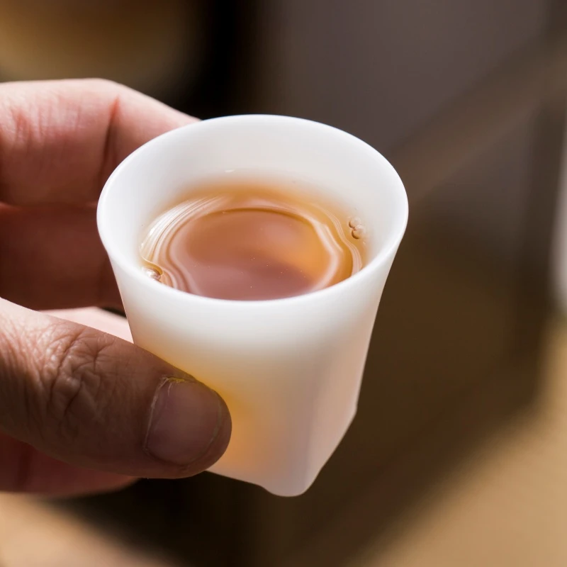 德化冰种玉瓷天圆地方品茗杯50ml冰种素烧纯白家用功夫茶杯陶瓷