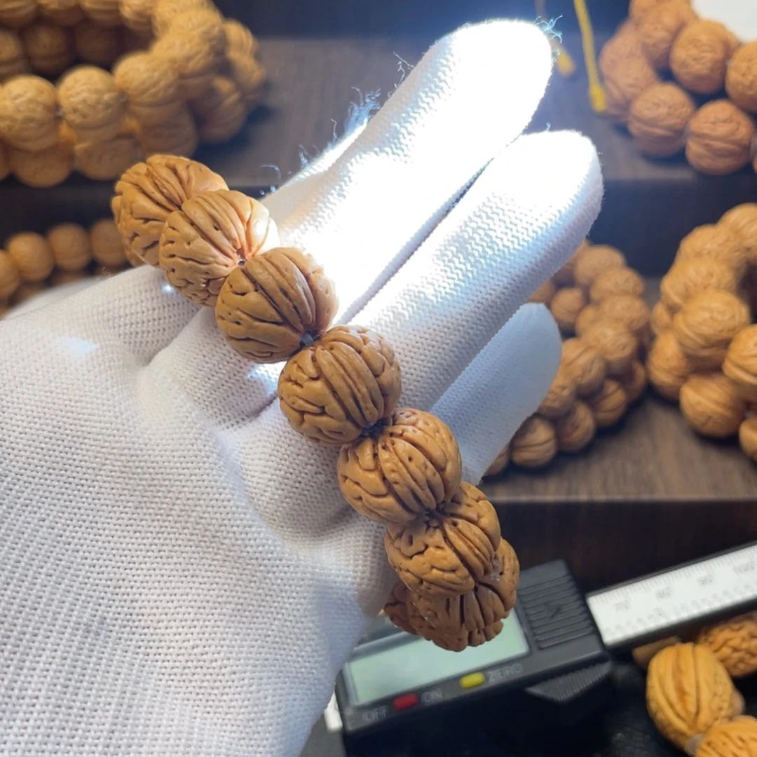 手串桃核醒*吧沈阳树王