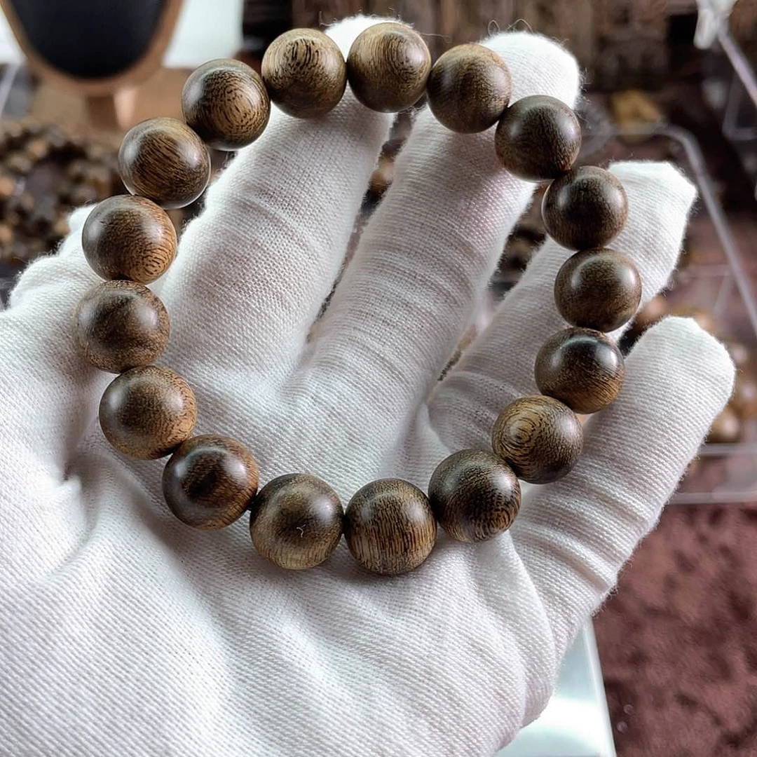 沉香手串S****?达拉干虎斑留疤