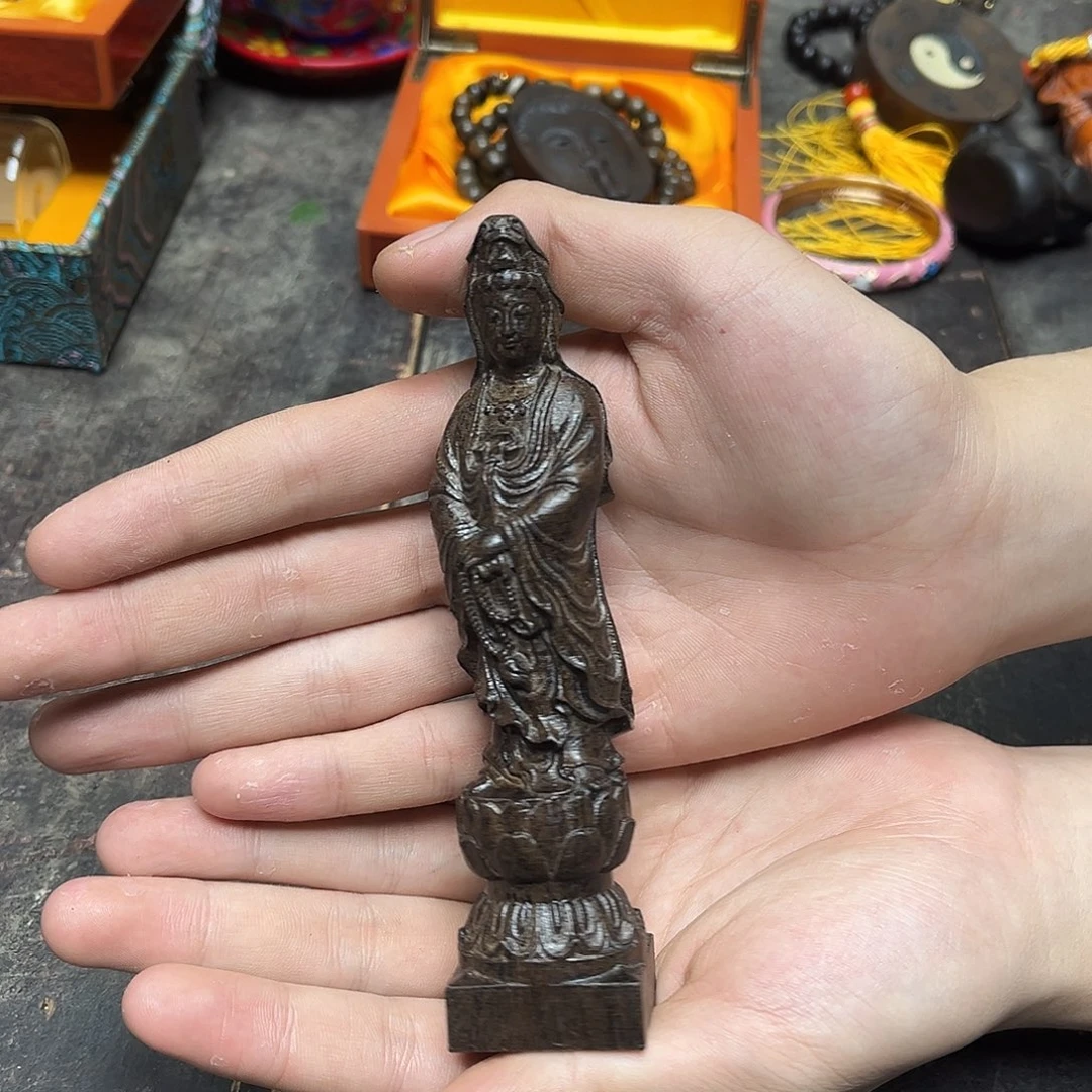 大叶紫檀（黑酸枝木类）