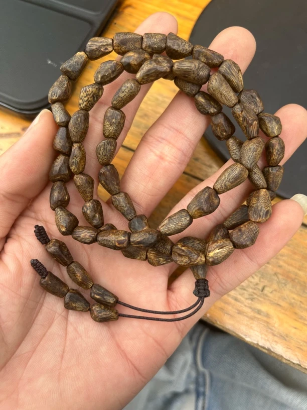 奇楠沉香三圈沉水包壳17克多样性发一