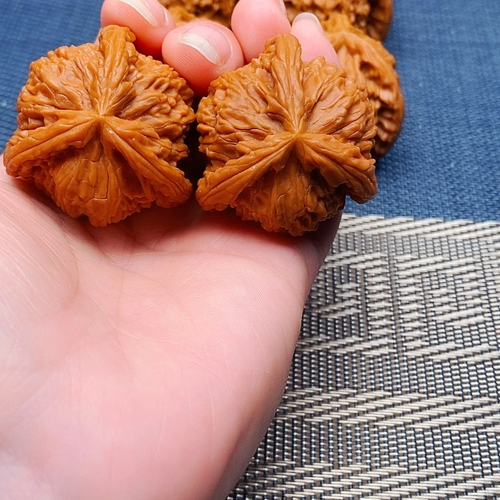 航***）吊坠文玩核桃三棱