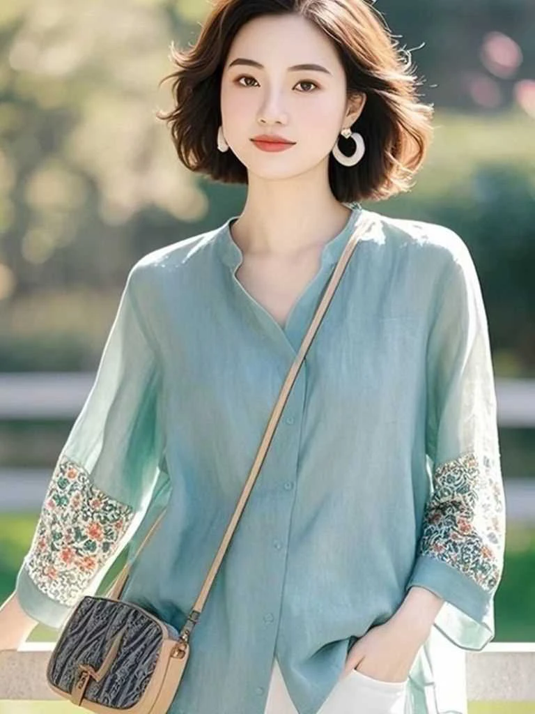 2025超火开春独特漂亮小衫通勤穿搭青色七分袖衬衫女宽松慵懒风