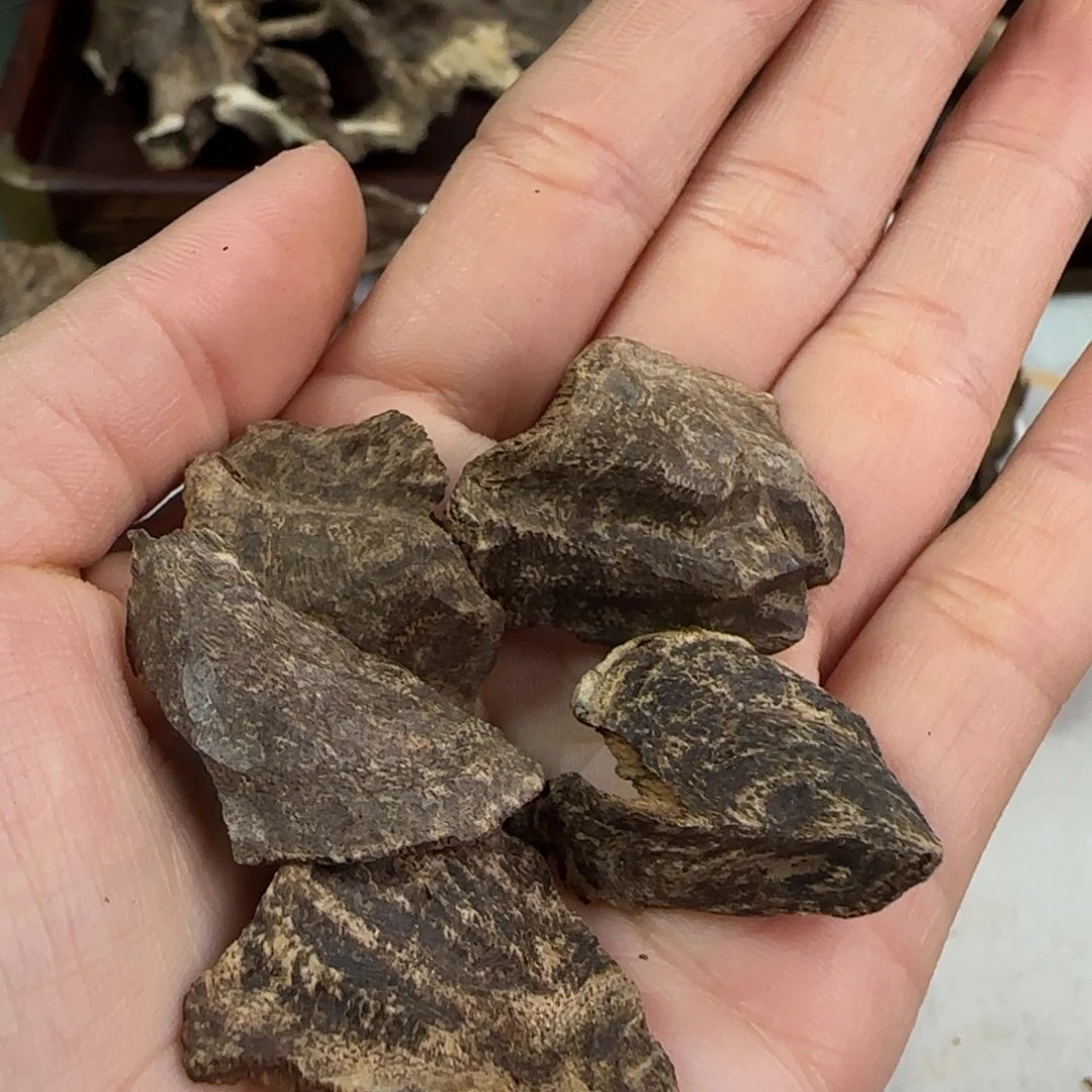 沉香沉香碎屑香港老料4g