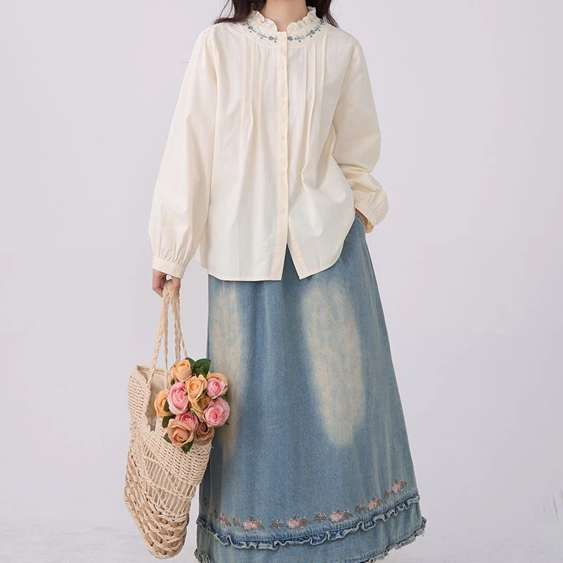 花田橱窗 春款日系甜美重工文艺刺绣圆领长袖衬衫衬衣上衣8307