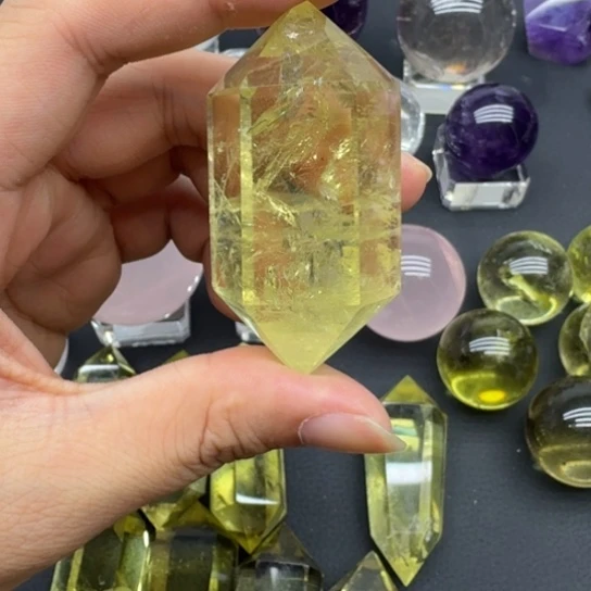 黄晶珠宝半成品未镶嵌黄水晶