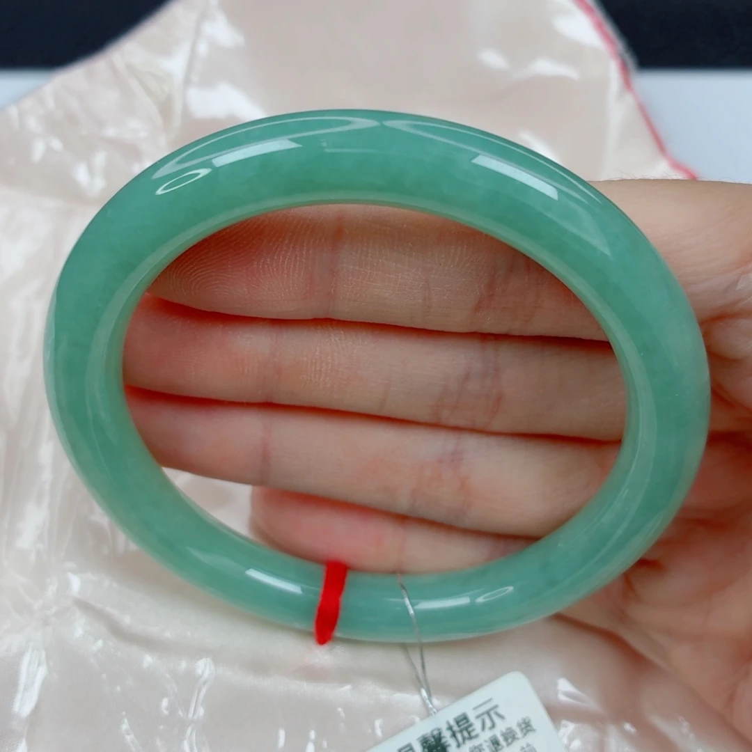 翡翠未镶嵌手镯57.6小圆条，满绿完整，08