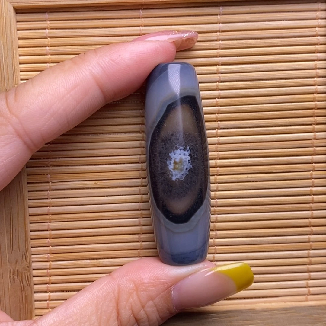 橙***爸未镶嵌玛瑙/玉髓珠宝半成品