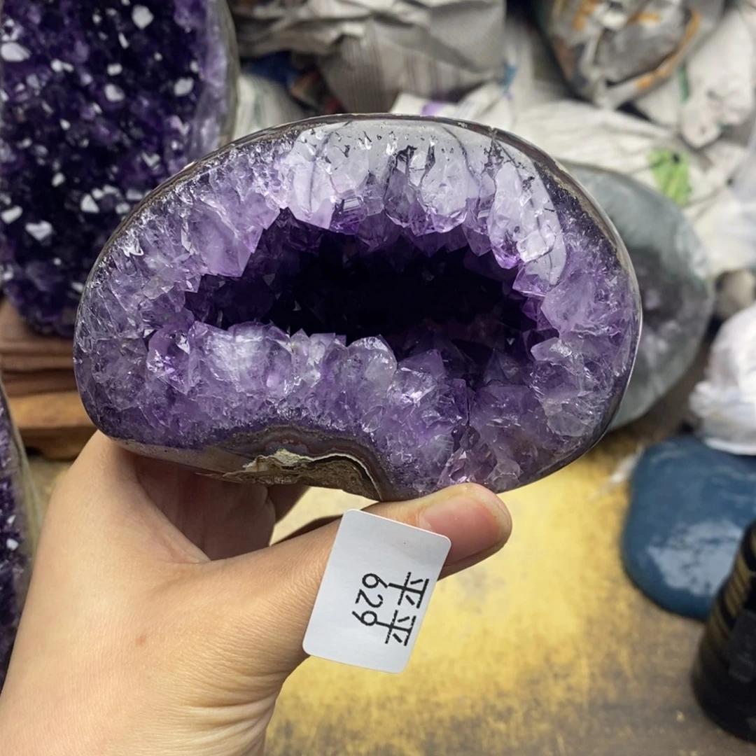 乌拉圭未镶嵌紫晶